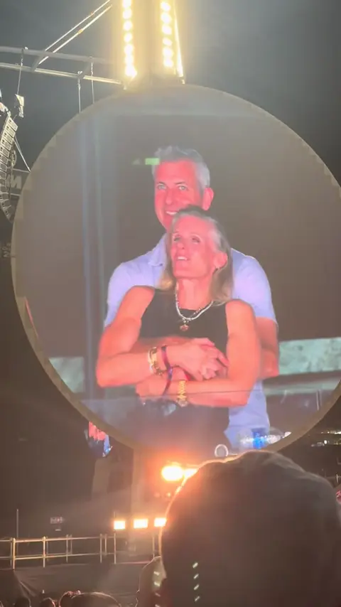 trouble in paradise?? 👀 #coldplay #boston #coldplayconcert #kisscam #fyp