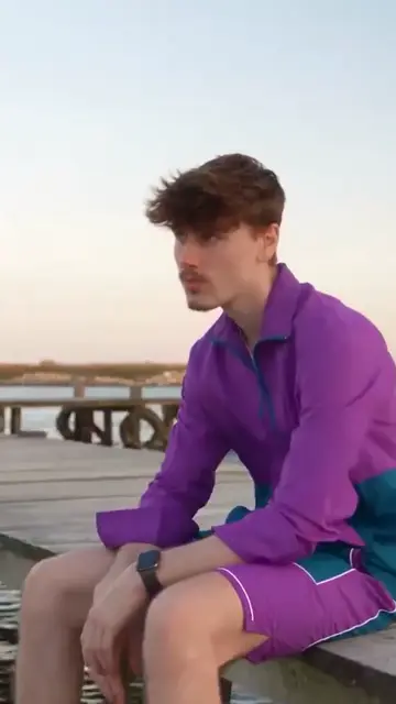 On s'incruste avec KevkoYt directement dans le vrai clip de Raindance !